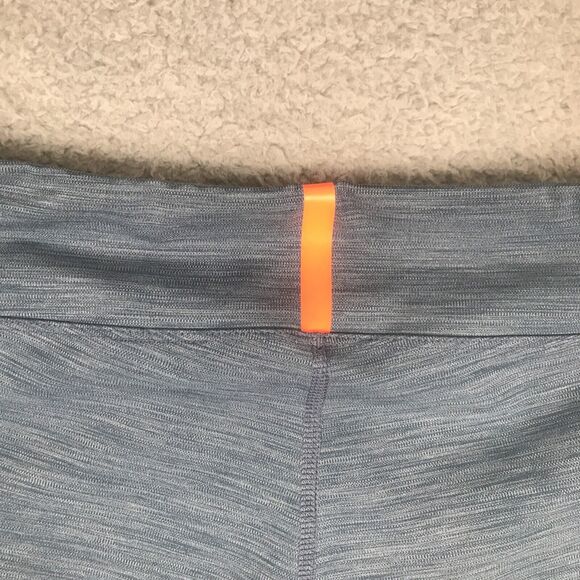 Asics Running Leggings Womens Size Large Blue Capri Compression Gym Training - Picture 8 of 8